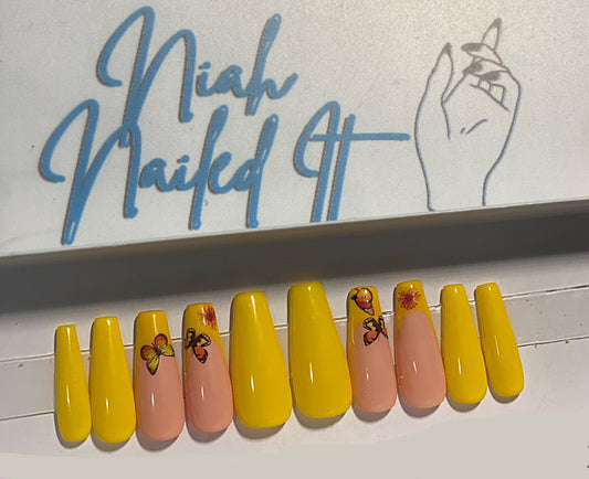 "Yellow Butterfly Frenchies" - Press On Nails