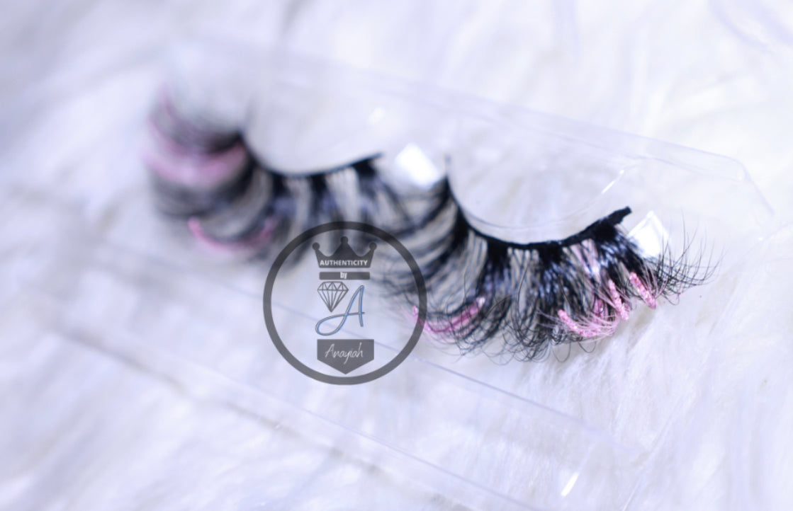 "Barbie Doll" - Glitter Lashes