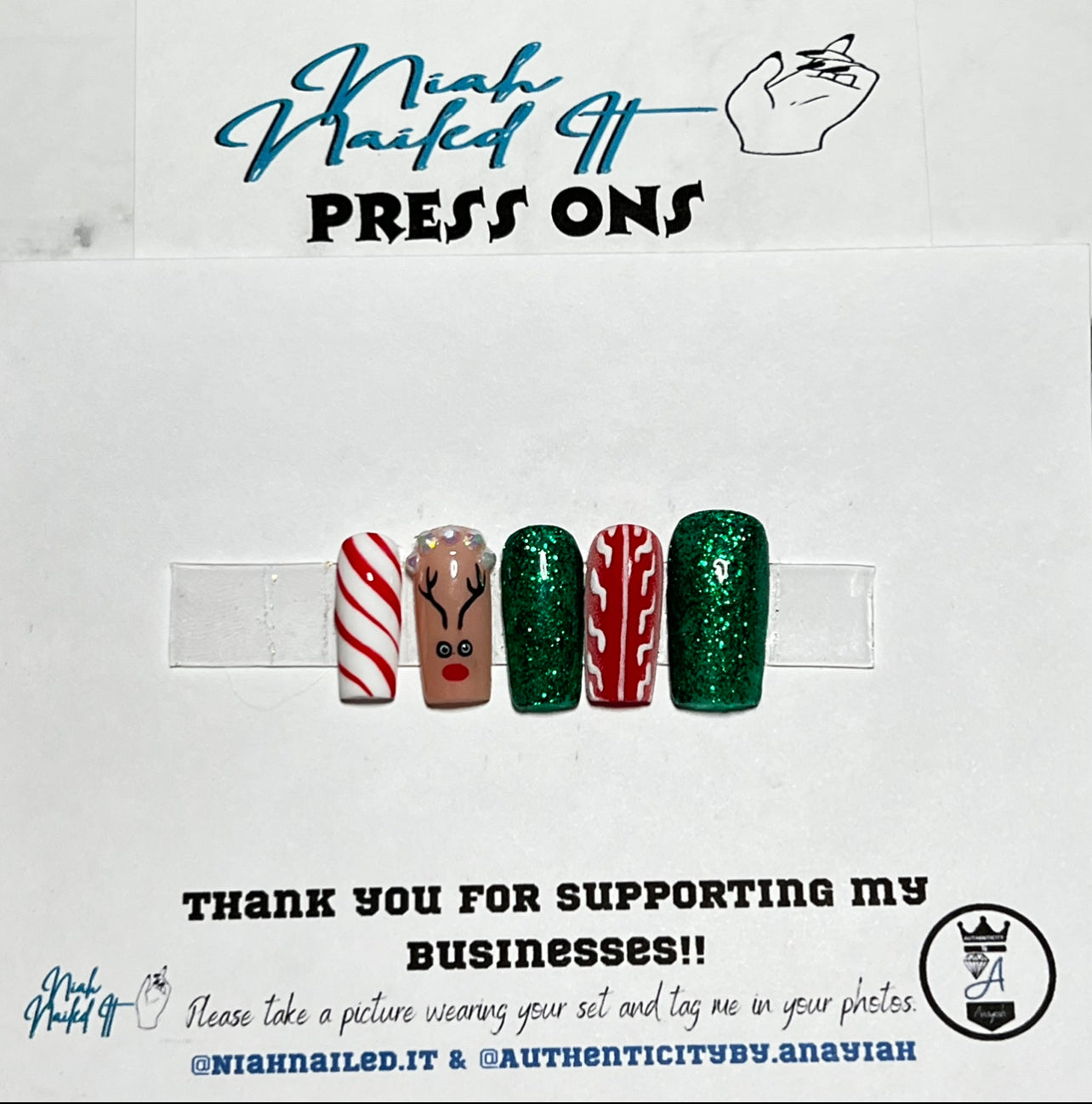 "Winter Holiday Junky" - Press On Nails