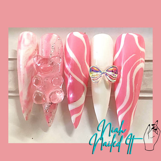 "Pretty n Pink"- Press On Nails